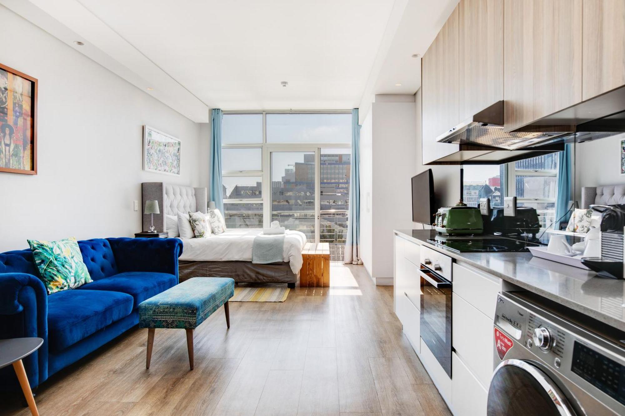 Backup-Power Eclectic Blue City View Apartment Cape Town Luaran gambar